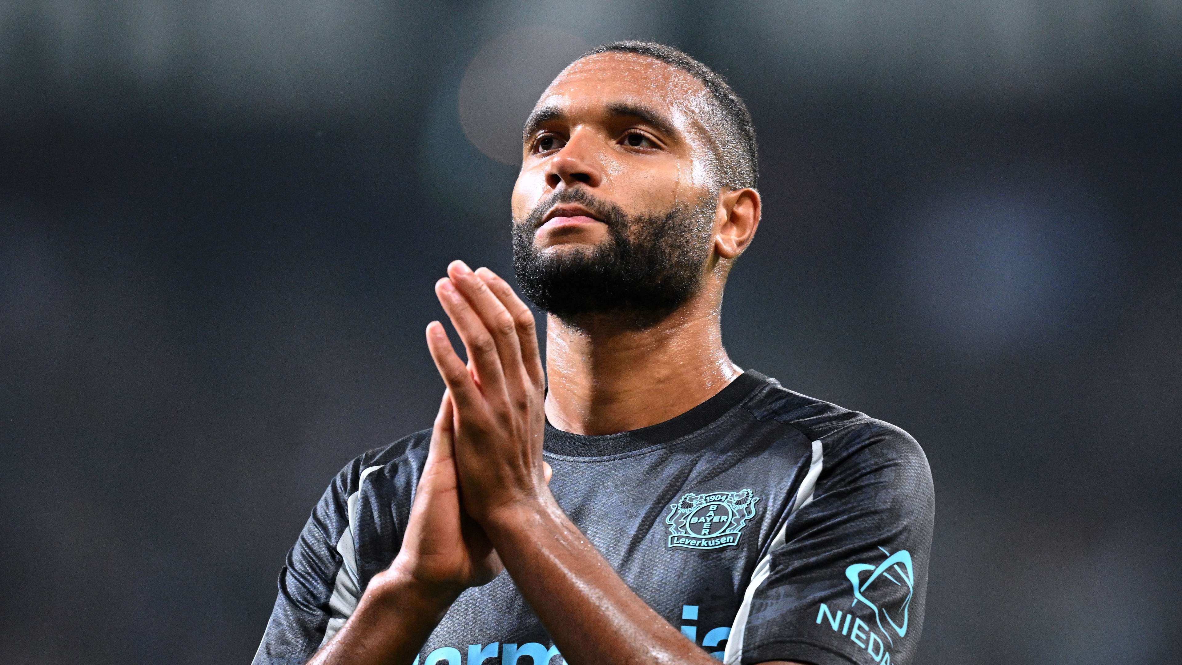 蒙來自附近 蒙來自附近