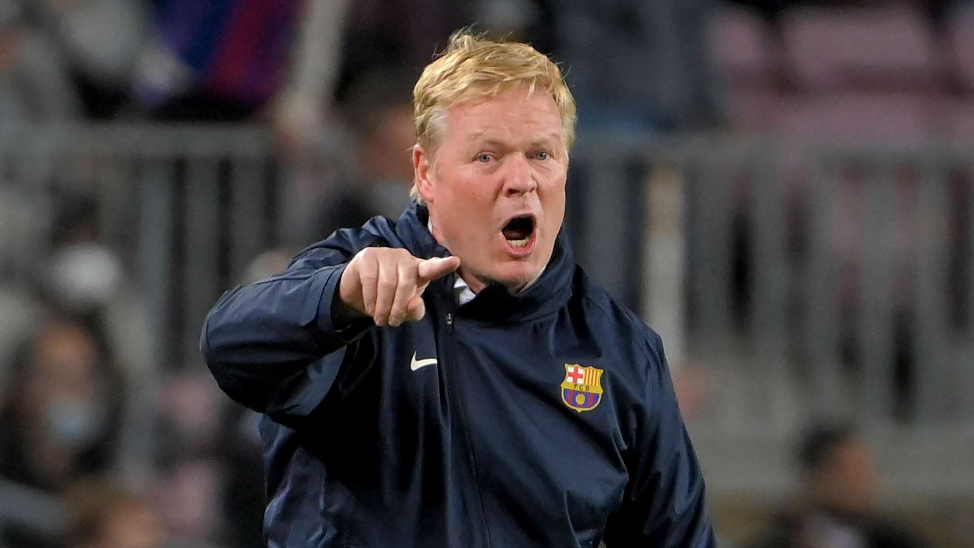 传递出曼联 传递出曼联